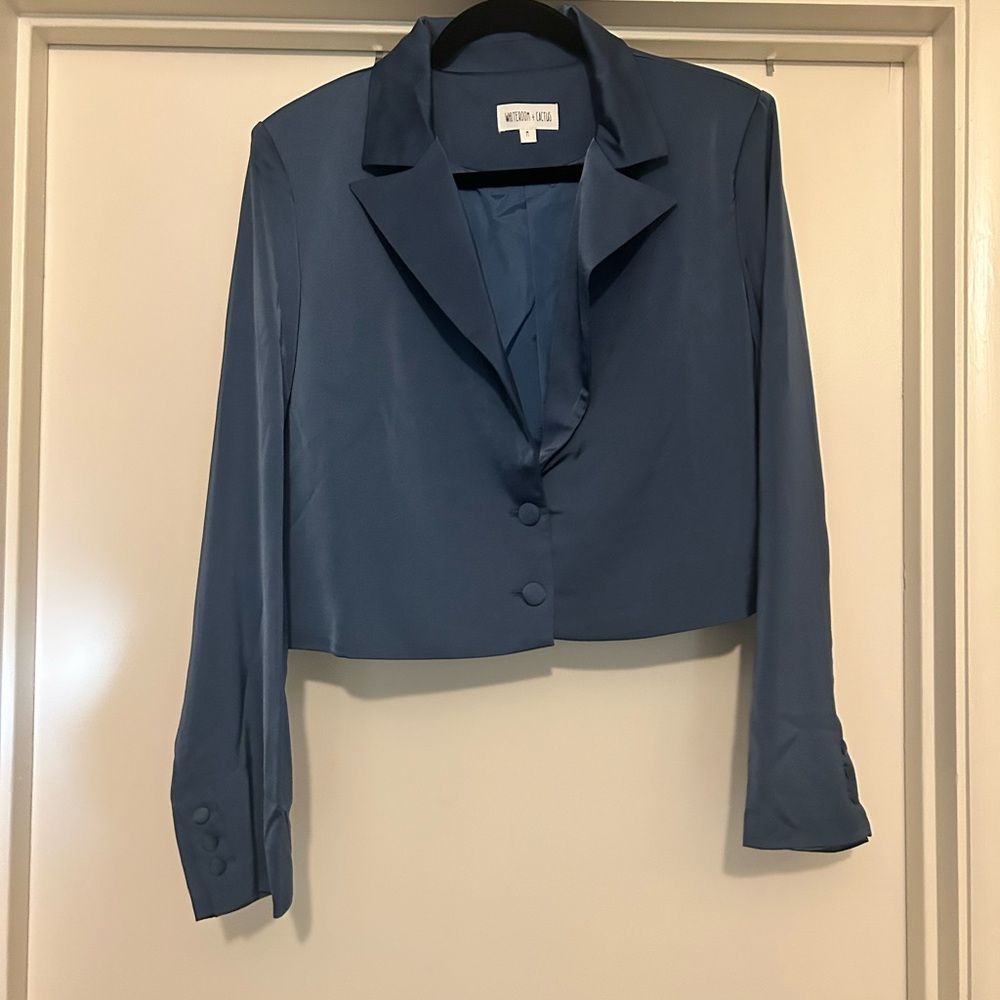 Vici Elegant Blue Cropped Blazer